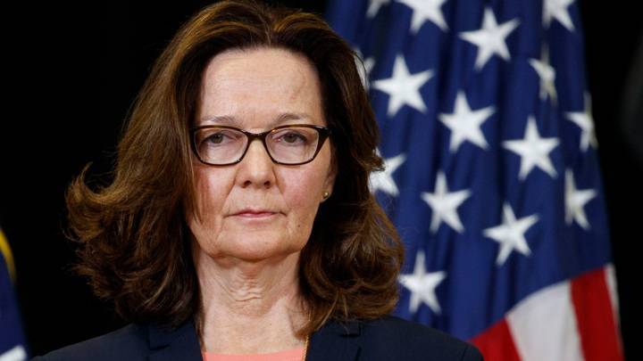 Первая женщина-руководитель ЦРУ подала в отставку