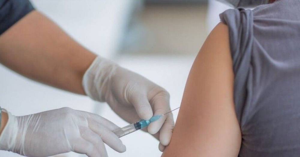 Ляшко: до марта 2022 года планируется вакцинировать от COVID-19 23 млн украинцев