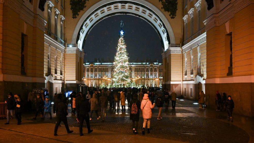 Сбербанк представил данные о тратах россиян в новогоднюю ночь