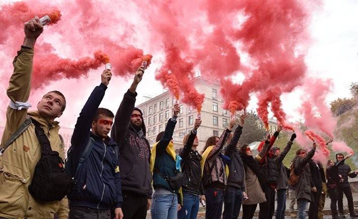 Вести: Украина — «Артек» для фашистов