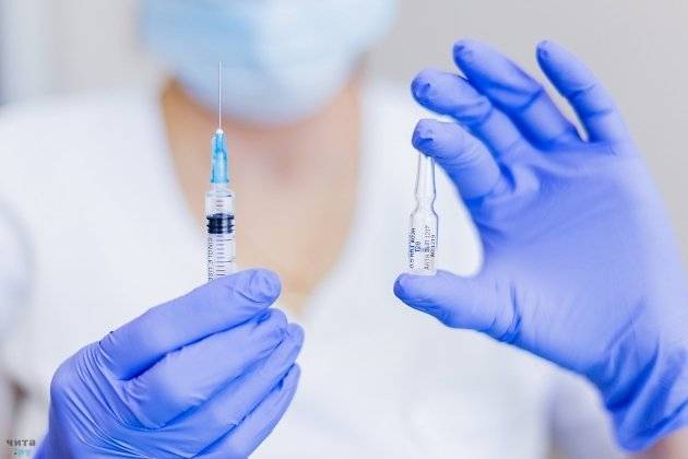 Вакцина от COVID-19 начала поступать в Читинскую ЦРБ – до 22 января будет 800 доз
