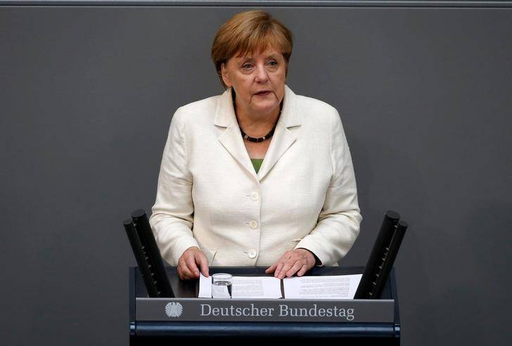 Германия предупреждает о возможном закрытии границ, продлевает локдаун