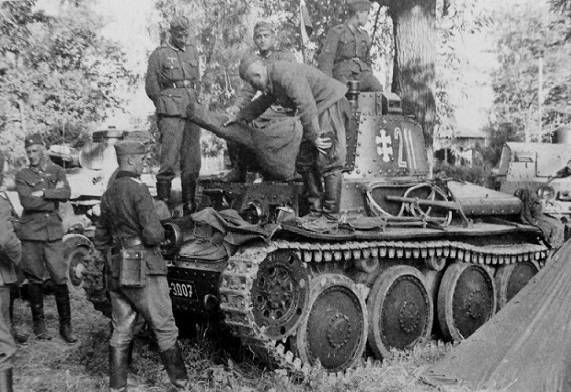 Почему Гитлер захватывал СССР на чешских танках