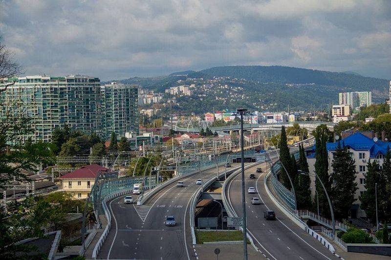 Пешеходные переходы в Лазаревском районе Сочи достроят к летнему сезону