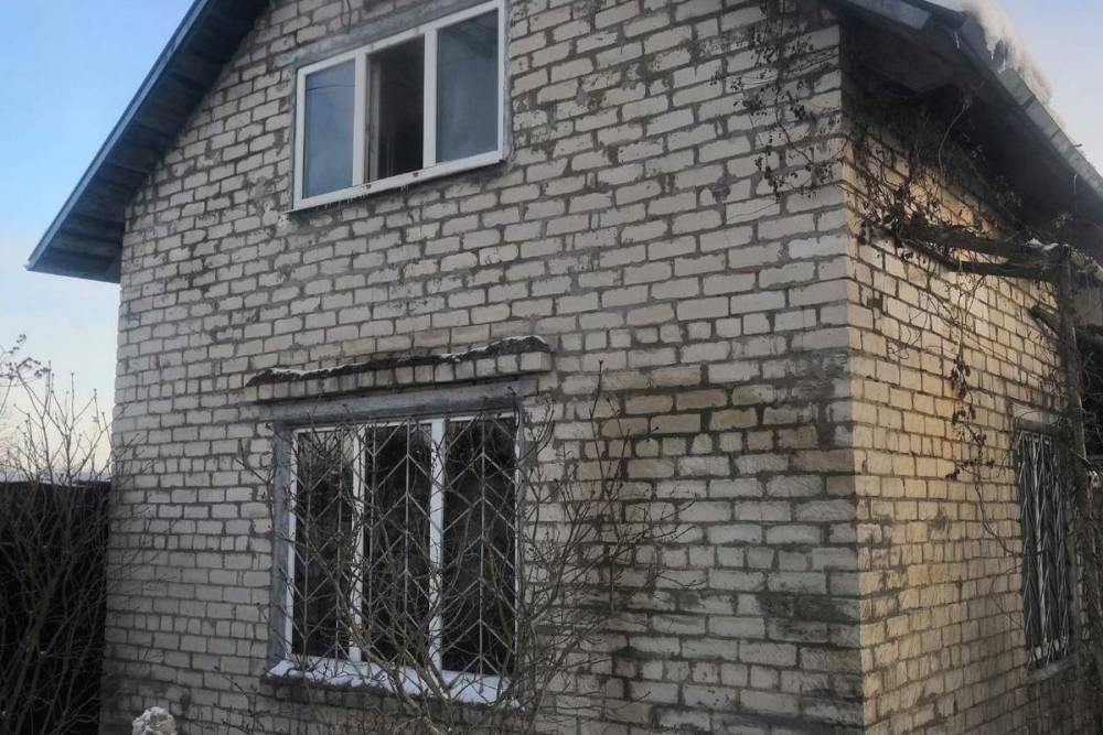 В Смоленском районе из-за неисправной печки горел жилой дом