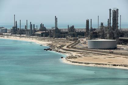 Россия снова проиграла Саудовской Аравии по поставкам нефти в Китай