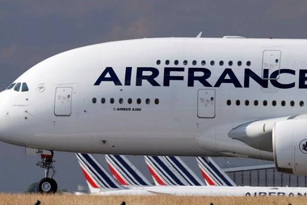 Глава Минэкономики Франции не исключил возможность банкротства Air France nbsp