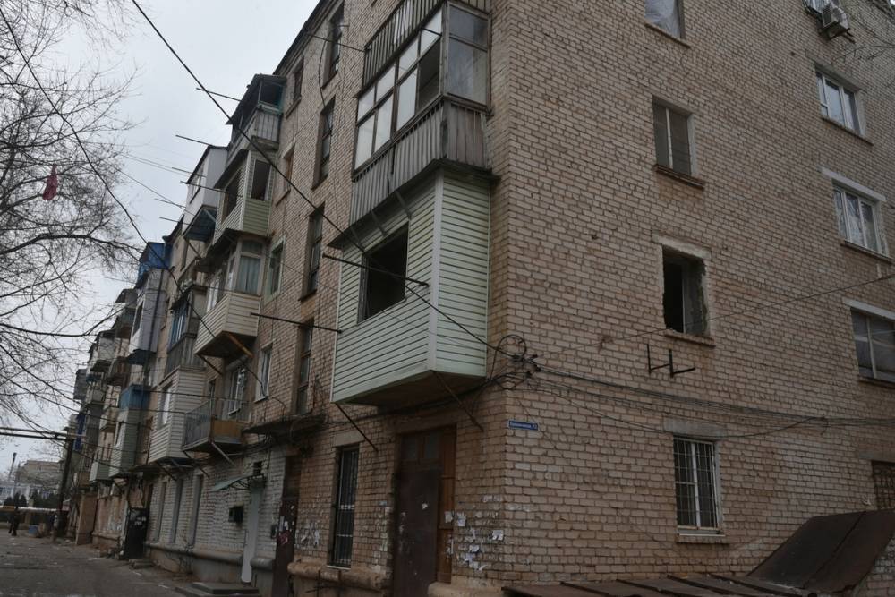 Администрация Астрахани выселяет жильцов многоэтажки на проспекте Бумажников