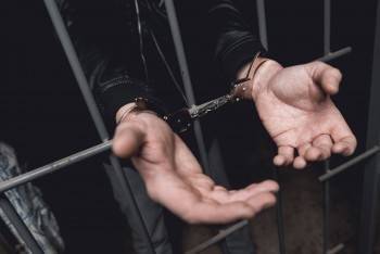 Вологжанин, обвиняемый в убийстве, заключен под стражу в Великом Новгороде