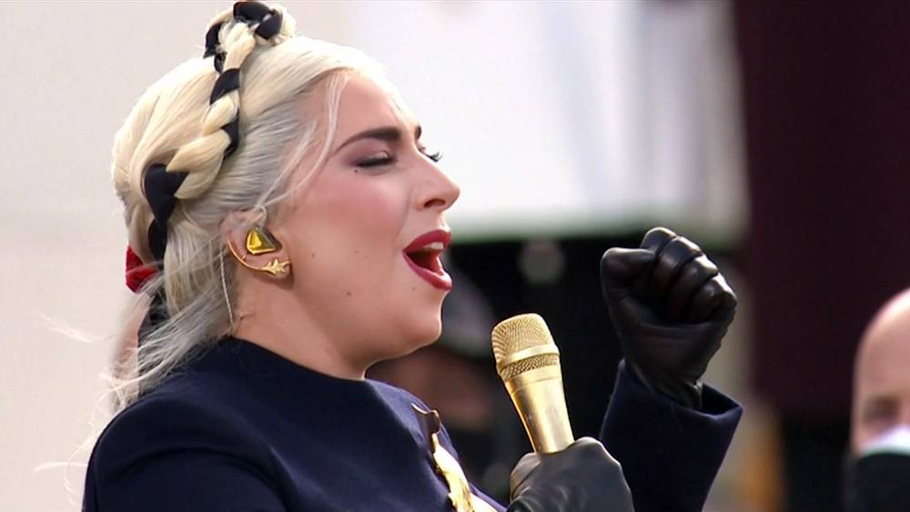 Леди Гага спела гимн США во время инаугурации Байдена