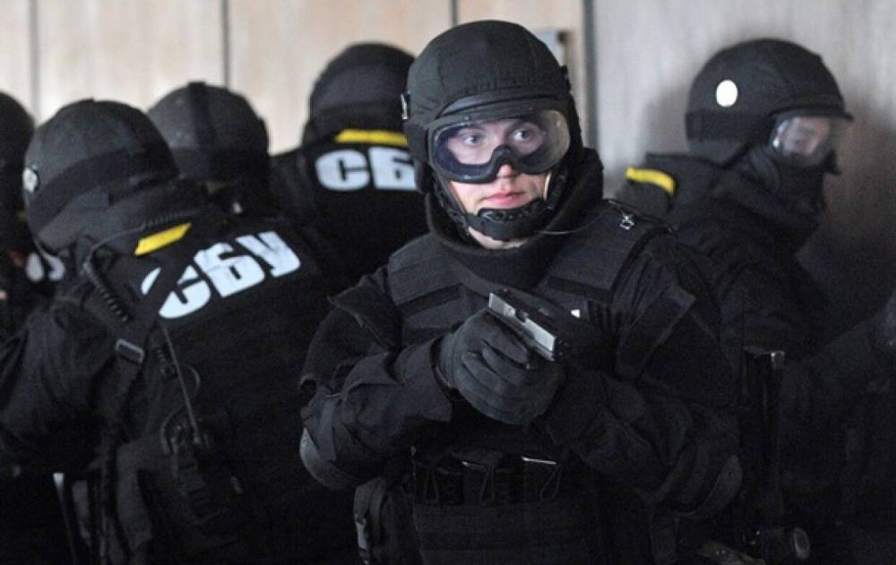 Сотрудники СБУ задержали торговавшего пластидом бойца ВС Украины