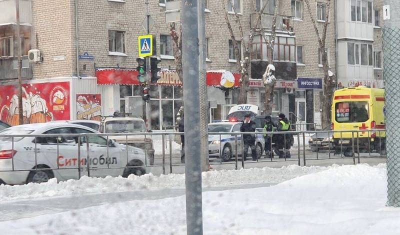 В Тюмени в районе улицы Темирязева около светофора произошло ДТП