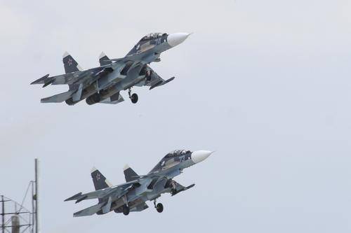 Истребительная авиация Балтфлота РФ отработала учебные воздушные бои близ морских границ стран НАТО