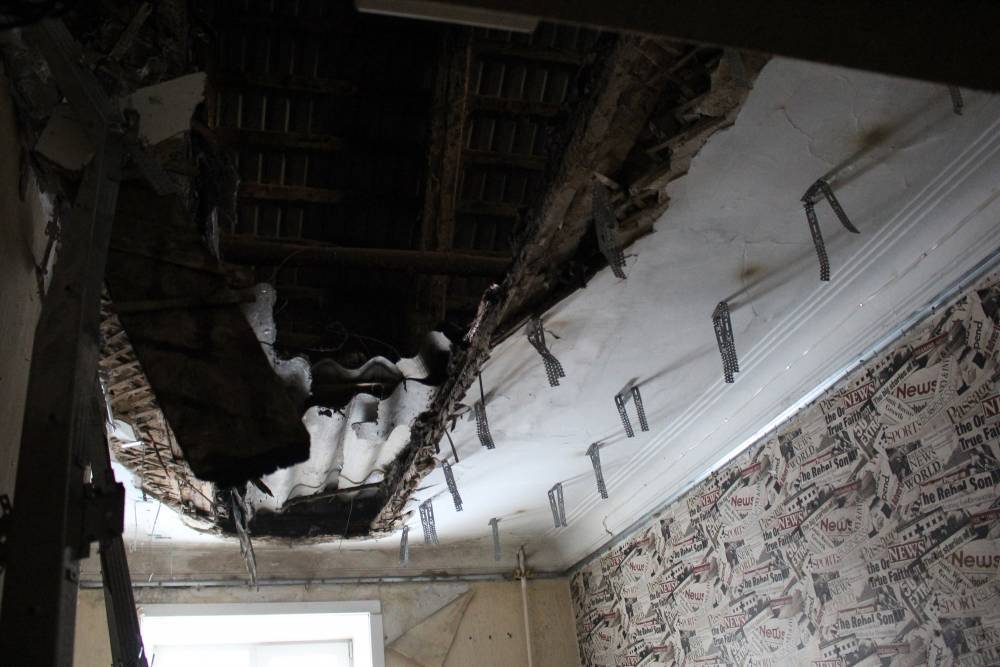 В двухэтажке на Комсомольском рухнуло перекрытие