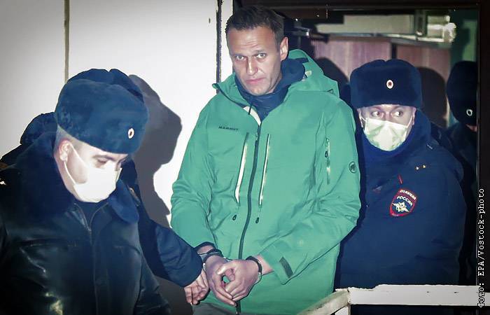 Защита обжаловала арест Навального