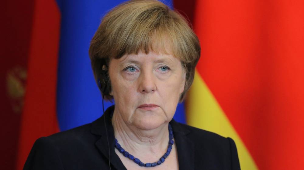 Депутат бундестага назвал причину ухода Меркель с должности канцлера