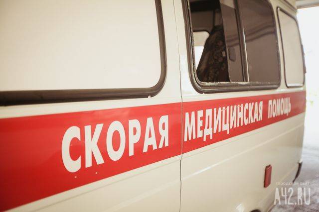В Кемерове грузовик с полуприцепом сбил женщину на пешеходном переходе