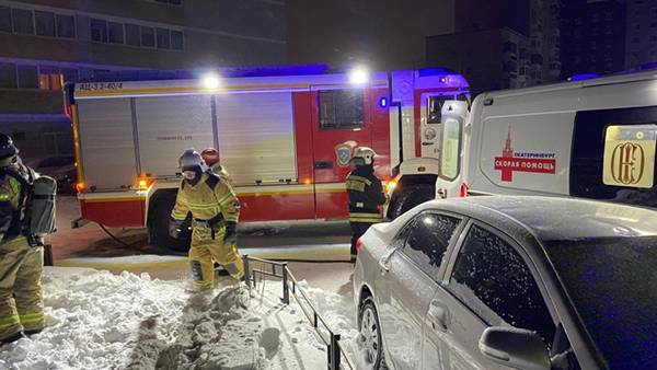 В Екатеринбурге три человека пострадали при пожаре в многоэтажке