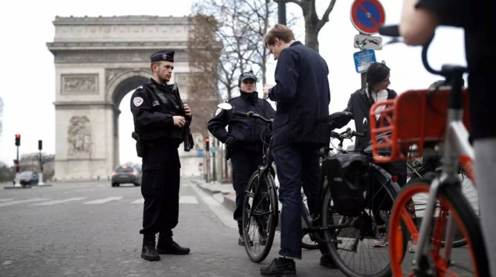 В Париже избили 14-летнего украинца