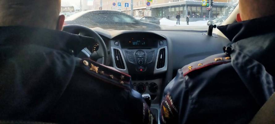 Скрытый патруль ГИБДД поймал 4 нарушителей в центре Петрозаводска