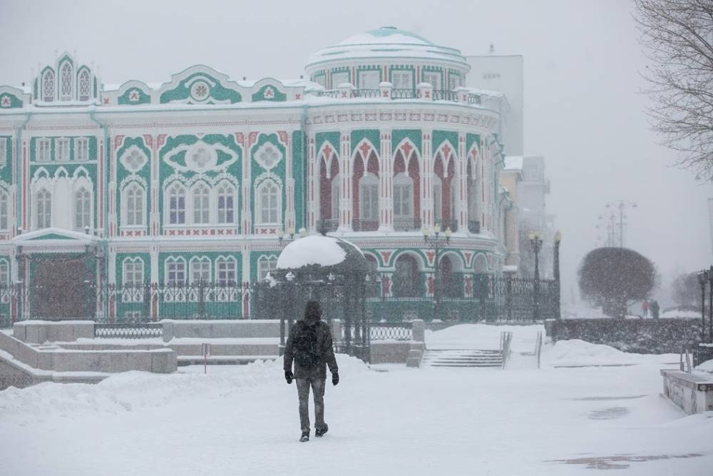 В Екатеринбурге с начала января выпали две месячные нормы снега