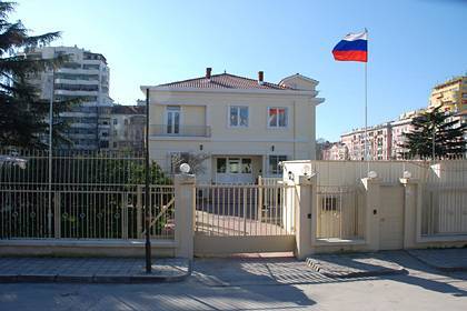 Россия пообещала ответить на высылку своего дипломата из Албании