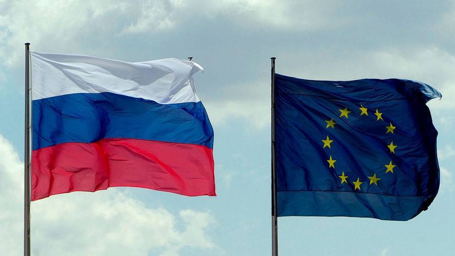 Глава Евросовета сообщил Путину, что лидеры ЕС на саммите обсудят отношения с Москвой