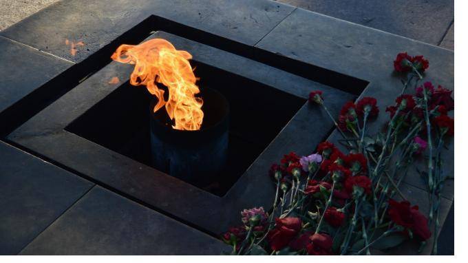 Житель Ставрополья станцевал лезгинку у Вечного огня, а после извинился