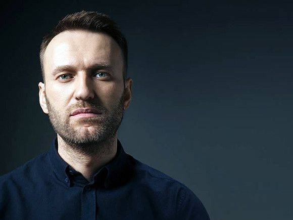 Петицию с требованием освободить Алексея Навального подписали почти 120 тысяч человек