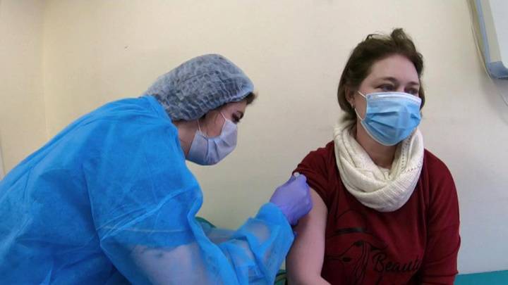 ЦНИИЭ сделал заявление о вакцинации переболевших ковидом и хроников