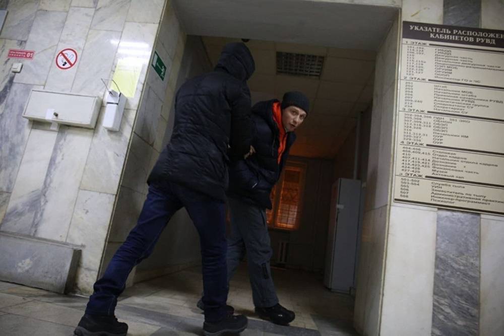 Полиция задержала главу екатеринбургского штаба Навального