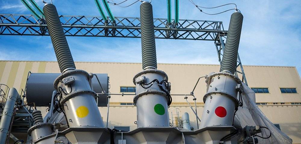 Экс-депутат Рады назвал самоубийством планы Украины отказаться от российской энергосистемы