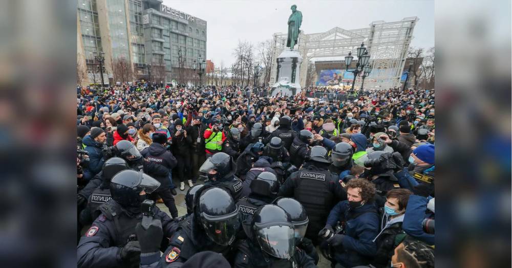 Протесты в России: полиция выпустила супругу оппозиционера Навального