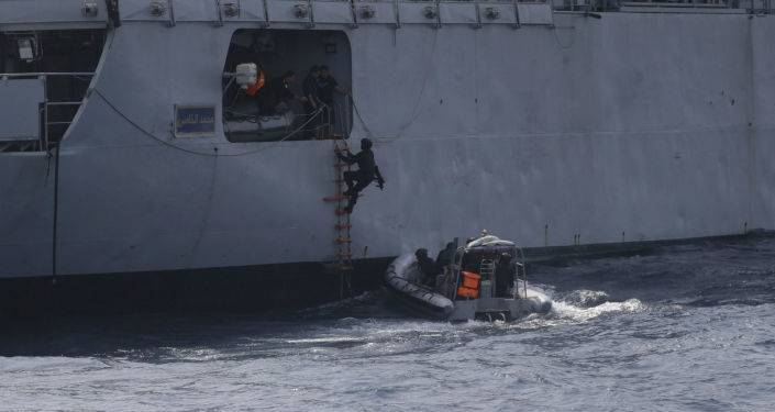 Азербайджанец убит, ещё 15 членов экипажа турецкого судна - в заложниках у пиратов