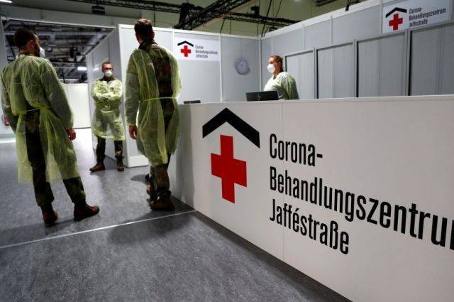 В Германии число заразившихся коронавирусом выросло за сутки на 12 тысяч