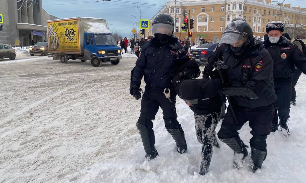 Сколько людей задержали в Петрозаводске на площади Кирова?