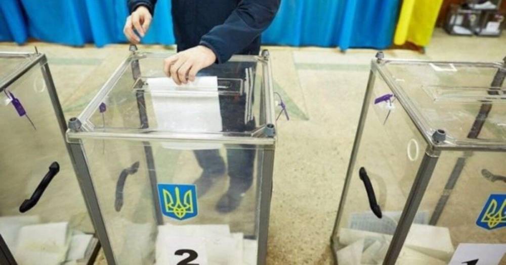 Сегодня в 14 областях Украины проходят повторные местные выборы