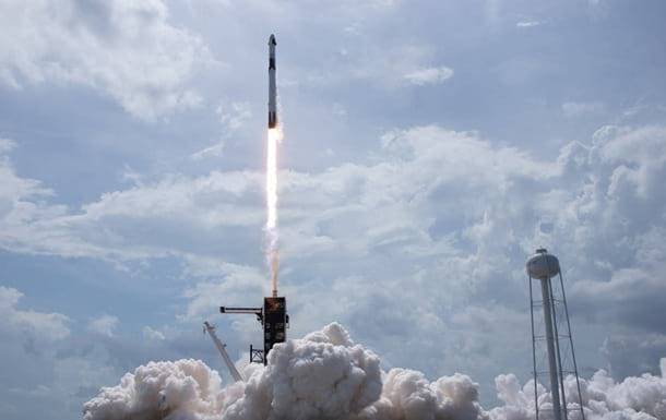 SpaceX осуществила запуск Falcon 9 с рекордным количеством спутников (ВИДЕО)