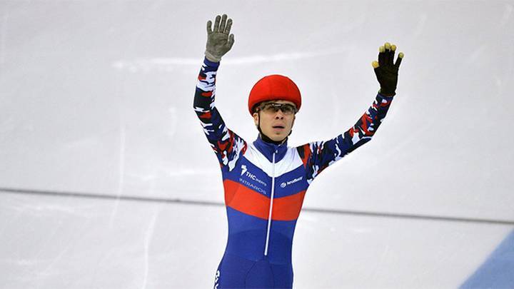 Елистратов завоевал золото в многоборье на чемпионате Европы по шорт-треку