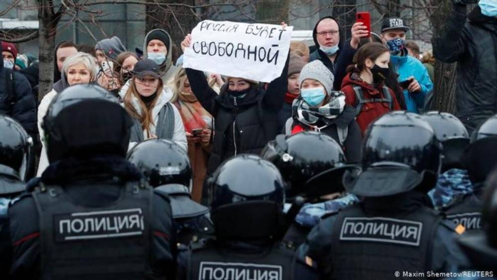 Протесты в России побили 10-летний рекорд по числу задержанных: власти нарушений не видят