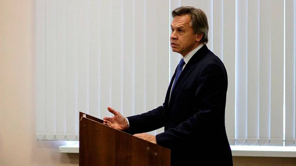 Пушков назвал украинских депутатов "слугами Байдена"