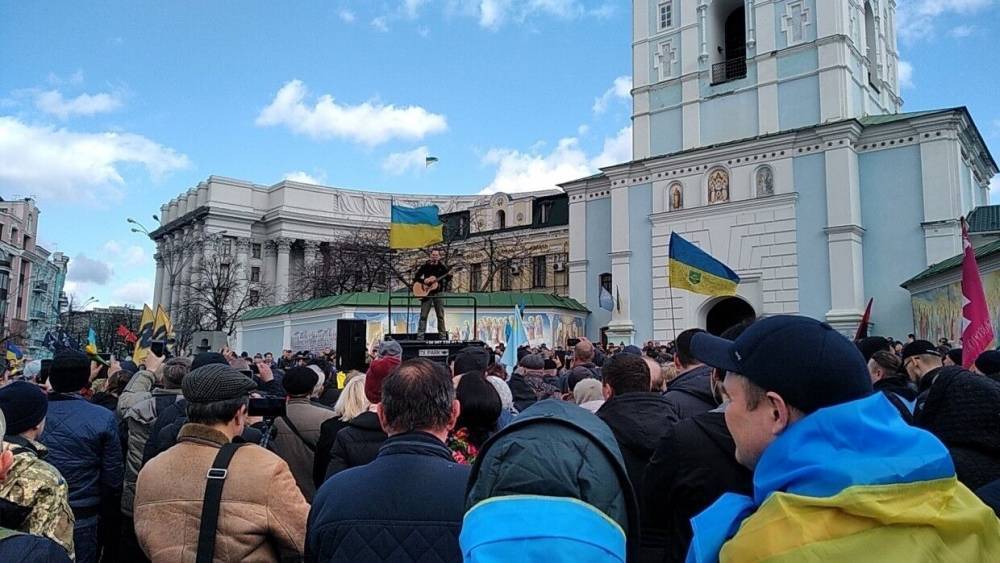 Украинцам рассказали о наказаниях за нарушение языкового закона