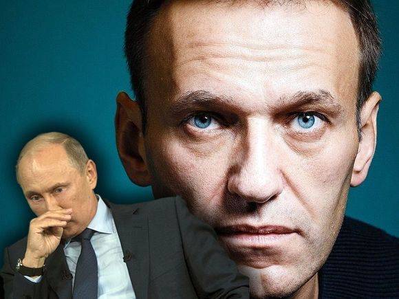 Путин сравнил протесты за Навального с Октябрьской революцией