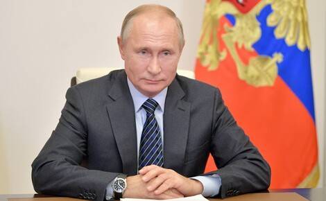 Путин отрицает, что владеет дворцом в Геленджике