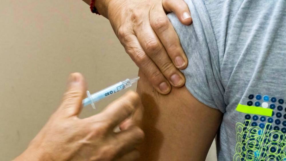 Власти Подмосковья увеличили число мест для вакцинации от COVID-19
