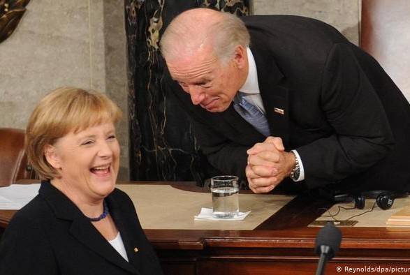 Меркель пригласила Байдена в Германии: лидеры стран провели телефонный разговор