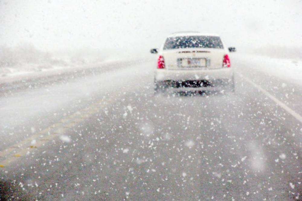 Во Львовской области из-за сильного снегопада ограничили движение грузовиков на региональной трассе - ГСЧС