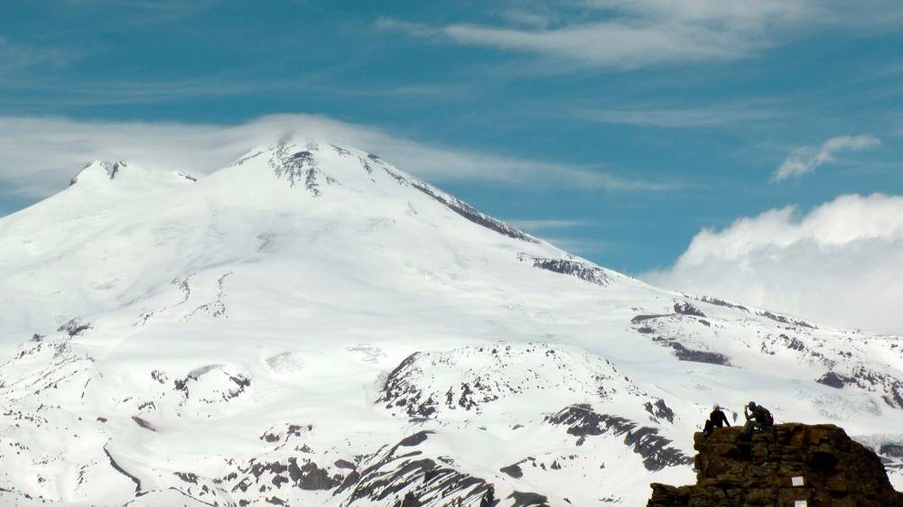 Российские военные альпинисты за трое суток взобрались на Эльбрус