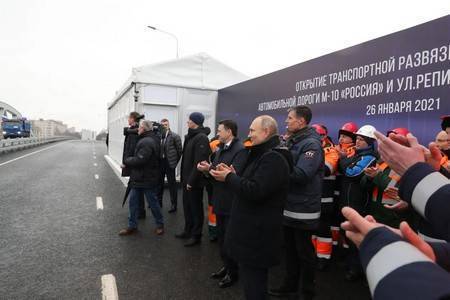 Владимир Путин и Андрей Воробьев открыли развязку в Химках