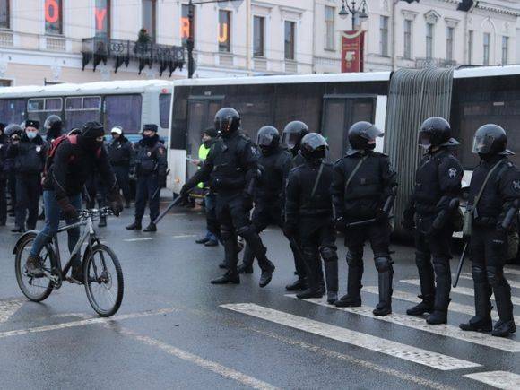 СК: После акций протеста по России завели 20 уголовных дел